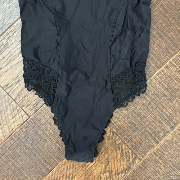UO Out From Under Satin Lace Trim Bustier Bodysuit XS - Picture 4 of 10